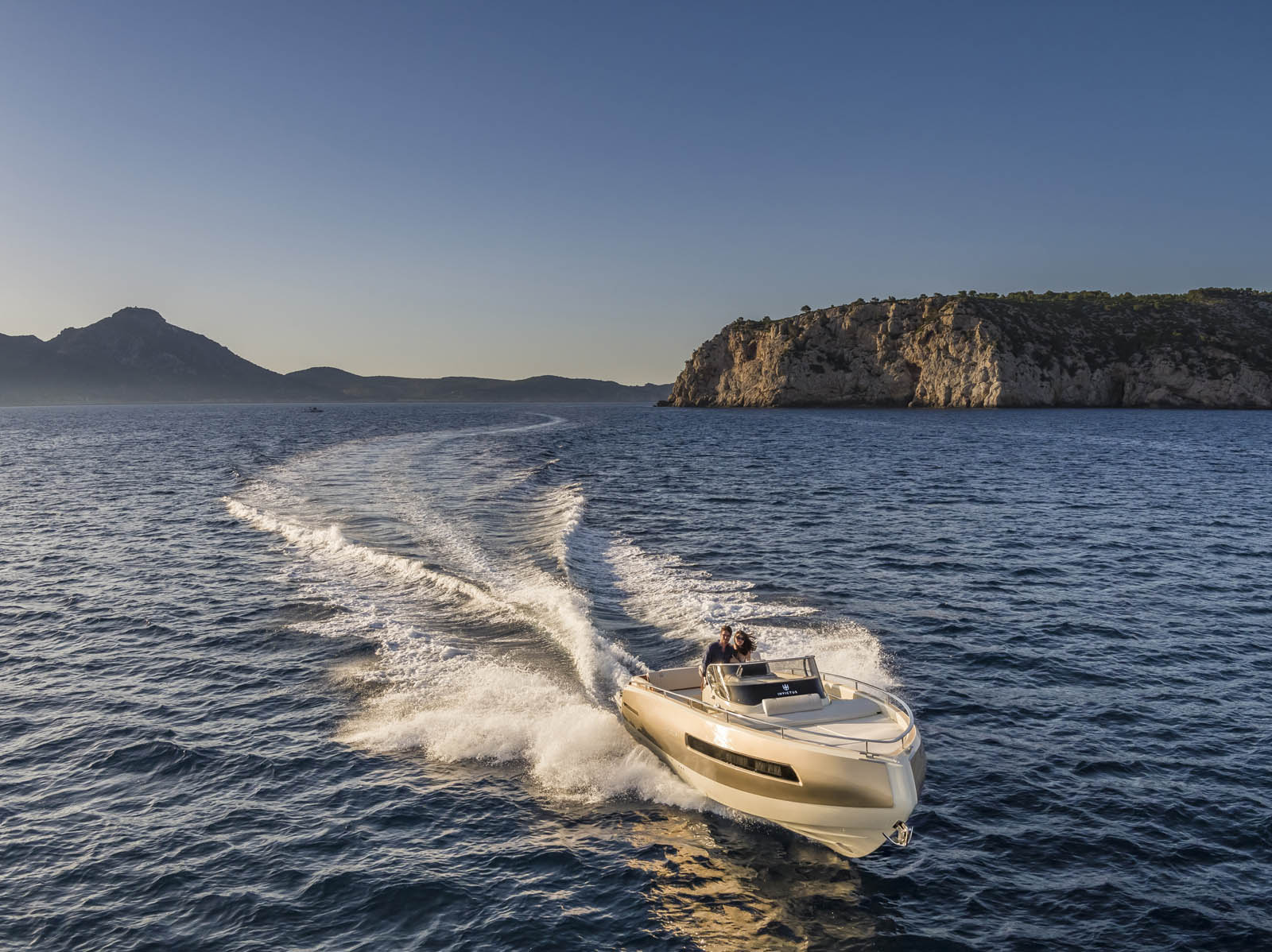 INVICTUS GT280
