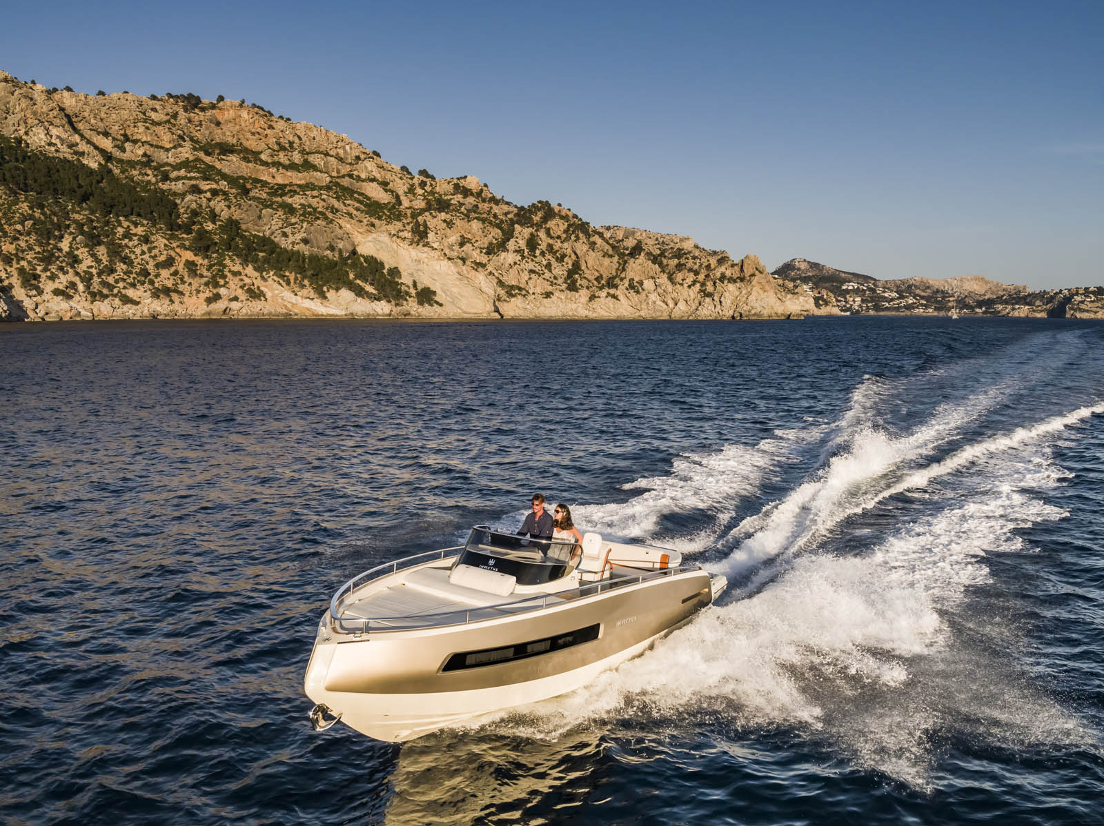 INVICTUS GT280