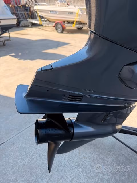 motore fuoribordo YAMAHA F130LA